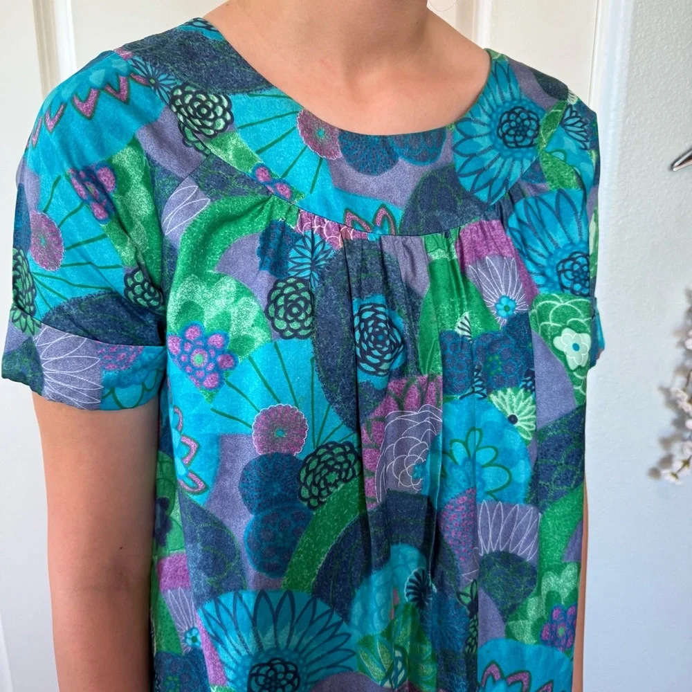 VINTAGE 60s 70s made in Hawaii EXOTICAL vibrant blue aqua green dress S M L muu - Picture 6 of 10